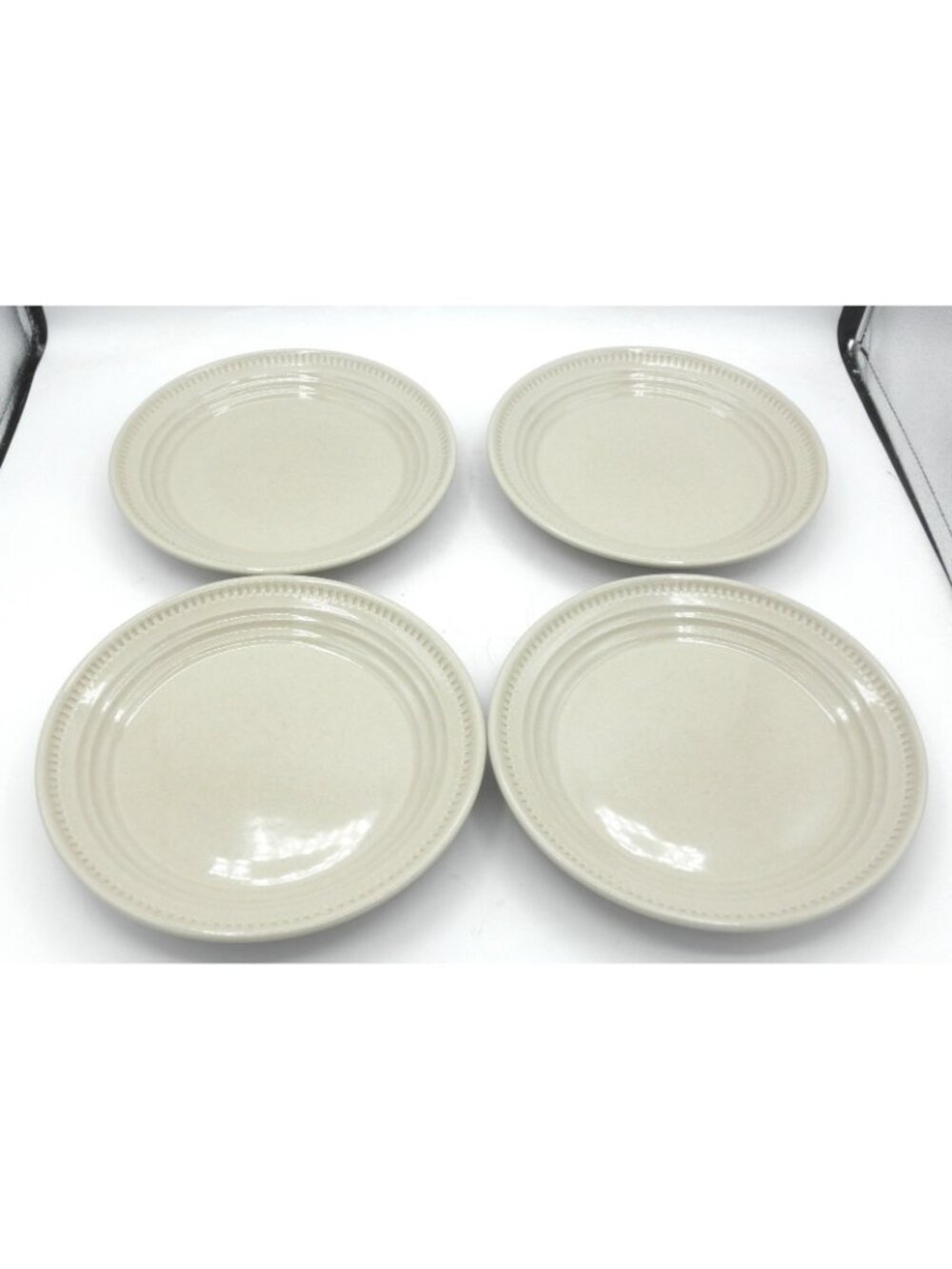 Craft Colors Oatmeal by Dansk 8 Inch Salad Plates Set of 4 Pattern Code: DANCRCO - Picture 7 of 7